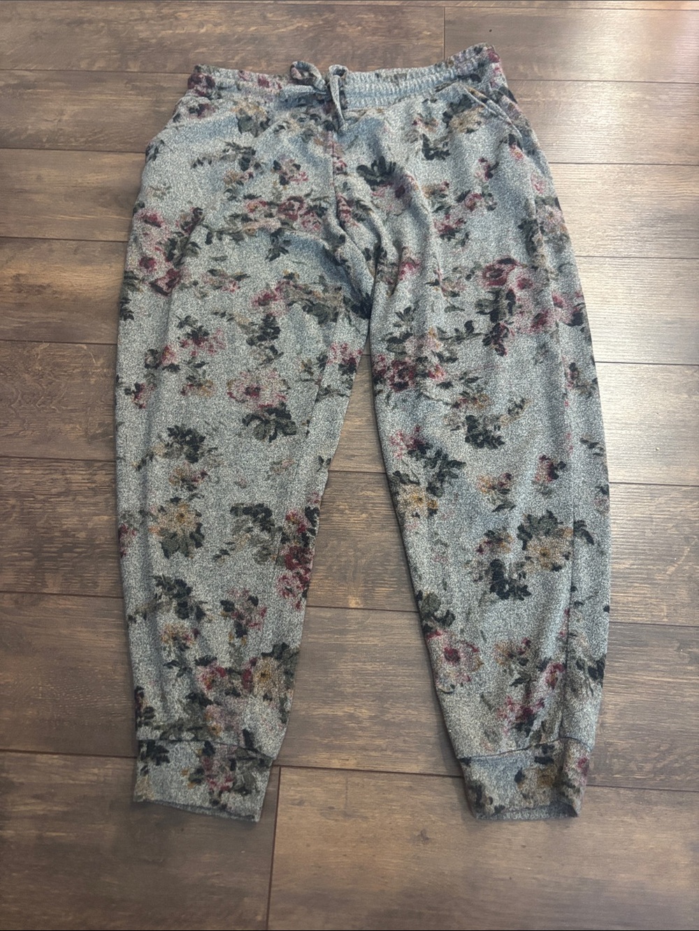 Maurices Heather Gray Lounge Pants with Subtle Floral Flecks